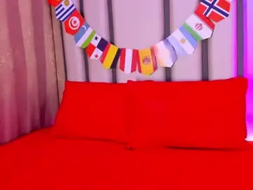 Chaturbate Live Sex Cam of jenifer_gomez