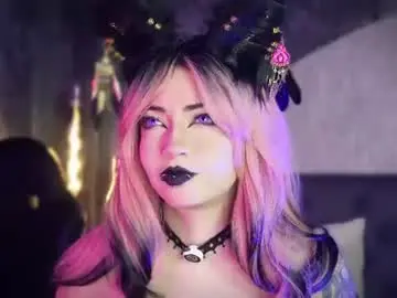 aylen_darkmoor from chaturbate