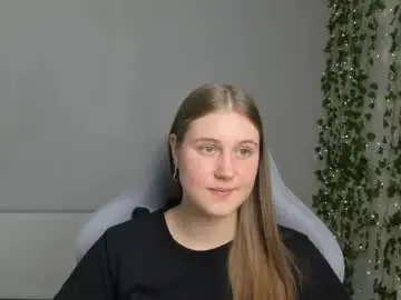 emma_sweettyy from chaturbate
