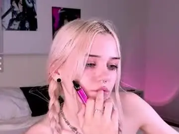 Chaturbate Live Sex of m1m1_angels