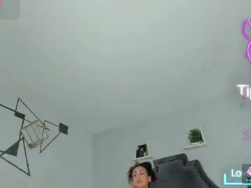 Chaturbate Watch Live Sex Cams of dalaymoore_
