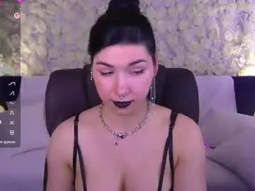 Chaturbate Best live sex cam show of emilycandys