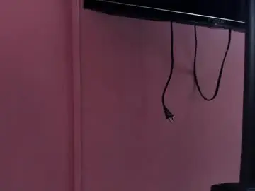 sofiathoompson from chaturbate