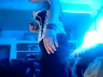 Chaturbate Live Sex Cam of ambionce