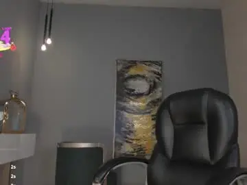 ashleyjhonson1 from chaturbate
