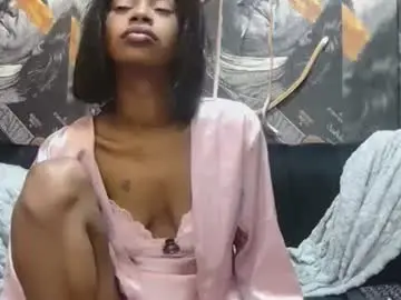 lilmissbaddiexxx from chaturbate