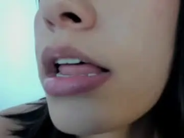 Chaturbate Sex Cam of cassie_jones1