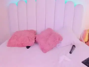 Chaturbate Sex Cam of cristalhorny_69