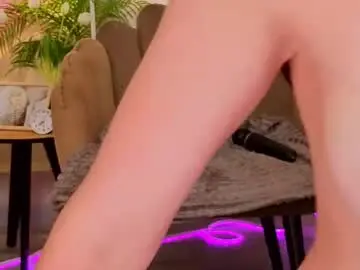 Chaturbate Best live sex cam show of oliviakis