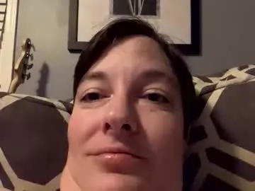 Chaturbate Nude Webcam of daddyslittledefect666