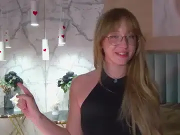 Chaturbate Nude Webcam of loraineluff