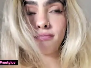 Chaturbate Watch Live Sex Cams of nataly_05