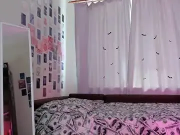 vanessa_brills from chaturbate