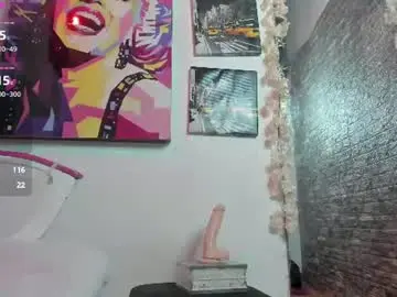 Chaturbate Live Sex Cam of candy_kiss__