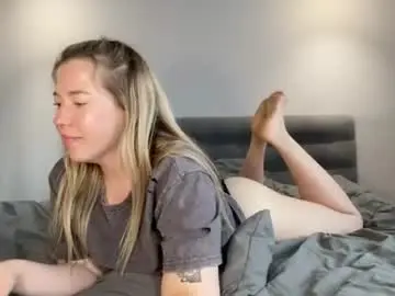 Chaturbate Nude Webcam of alyrasun