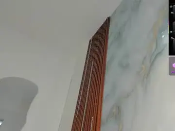 Chaturbate Live Sex Cam of ariana_nix