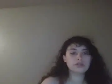 crystalhouse444 from chaturbate