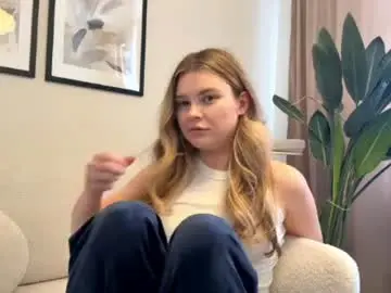 Chaturbate Watch Live Sex Cams of lenitaschmidtka