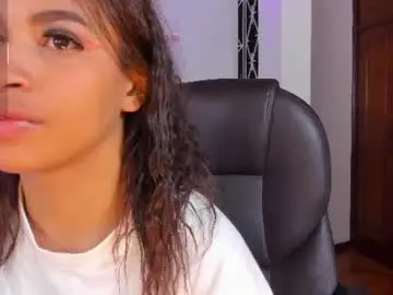 Chaturbate Live Sex of moonrose_1