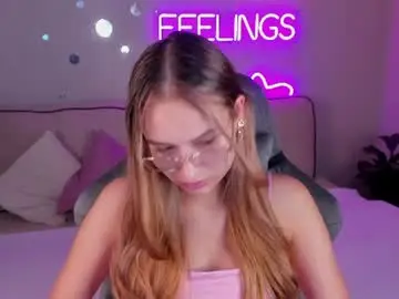 Chaturbate Sex Chat of shei1a_shy