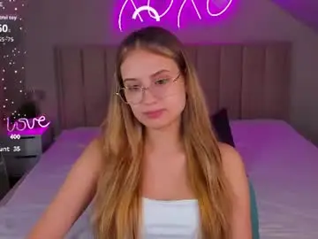 Chaturbate Nude Webcam of shei1a_shy