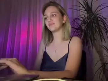 Chaturbate Adult Video Chat of kiramoon_8