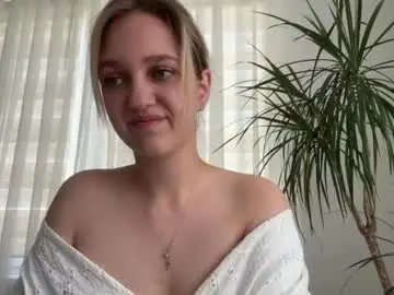 Chaturbate Live Sex of kiramoon_8