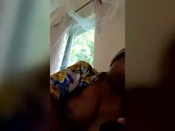 bustyirie from chaturbate