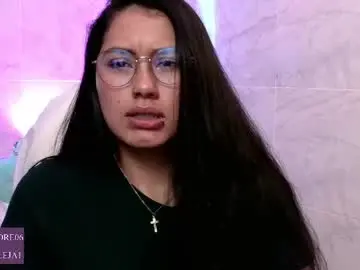 Chaturbate Live Sex of lauraruiz1
