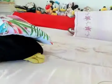 Chaturbate Free Porn Cam of lovelywoman23