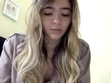 Chaturbate Free Porn Cam of majo_gomezz