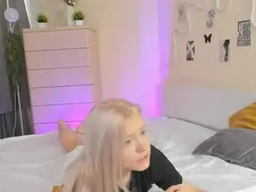 satinpresence from chaturbate