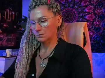 fridatander from chaturbate