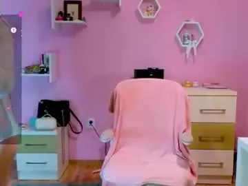Chaturbate Live Sex Cam of bratty_bun