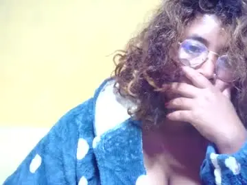 Chaturbate Live Sex Cam of andre415913