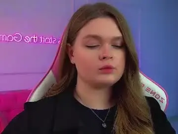 Chaturbate Live Sex Cam of crystallyons
