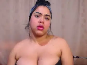 Chaturbate Best live sex cam show of honeypussy3021
