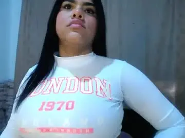 Chaturbate Best live sex cam show of honeypussy3021