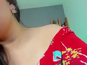 Chaturbate Live Sex Cam of lu_swift