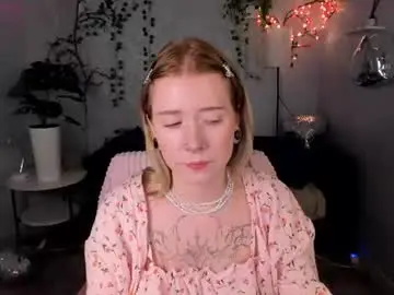 Chaturbate Live Sex of elira_vane