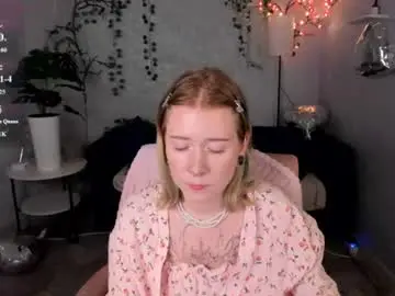 elira_vane from chaturbate
