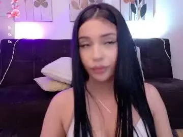 Chaturbate Free Porn Cam of sara_core