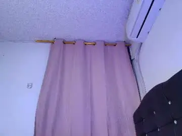 Chaturbate Free Live Porn of mia_depp