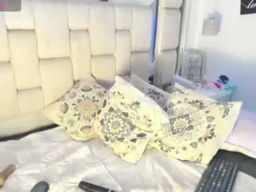 Chaturbate Live Sex of tashi_cute7