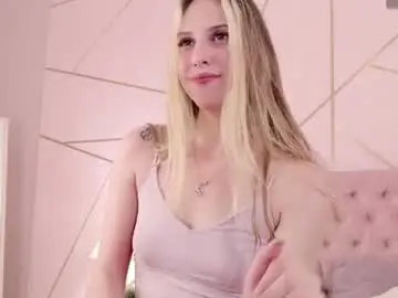 Chaturbate Live Sex Cam of ariamoonly