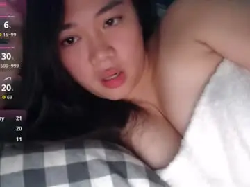 Chaturbate Nude Webcam of sexypenguin13