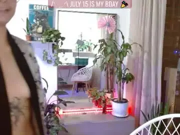 Chaturbate Adult Video Chat of sweet_bluee