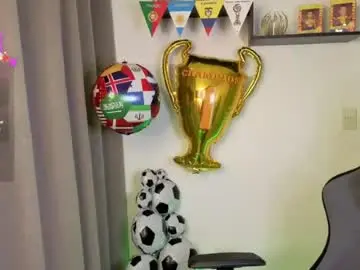 Chaturbate Best live sex cam show of chloebum_