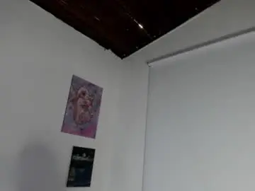 Chaturbate Live Sex Cam of ale_alejandra