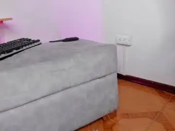 Chaturbate Sex Cam of ale_alejandra